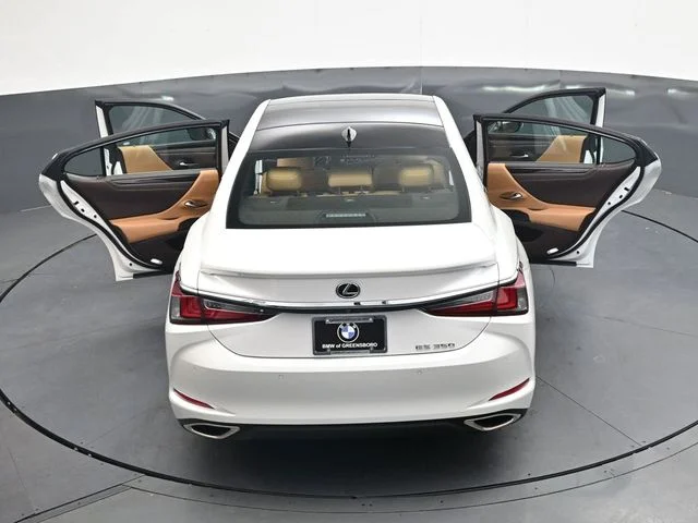 Used 2021 White Lexus 350 image 42