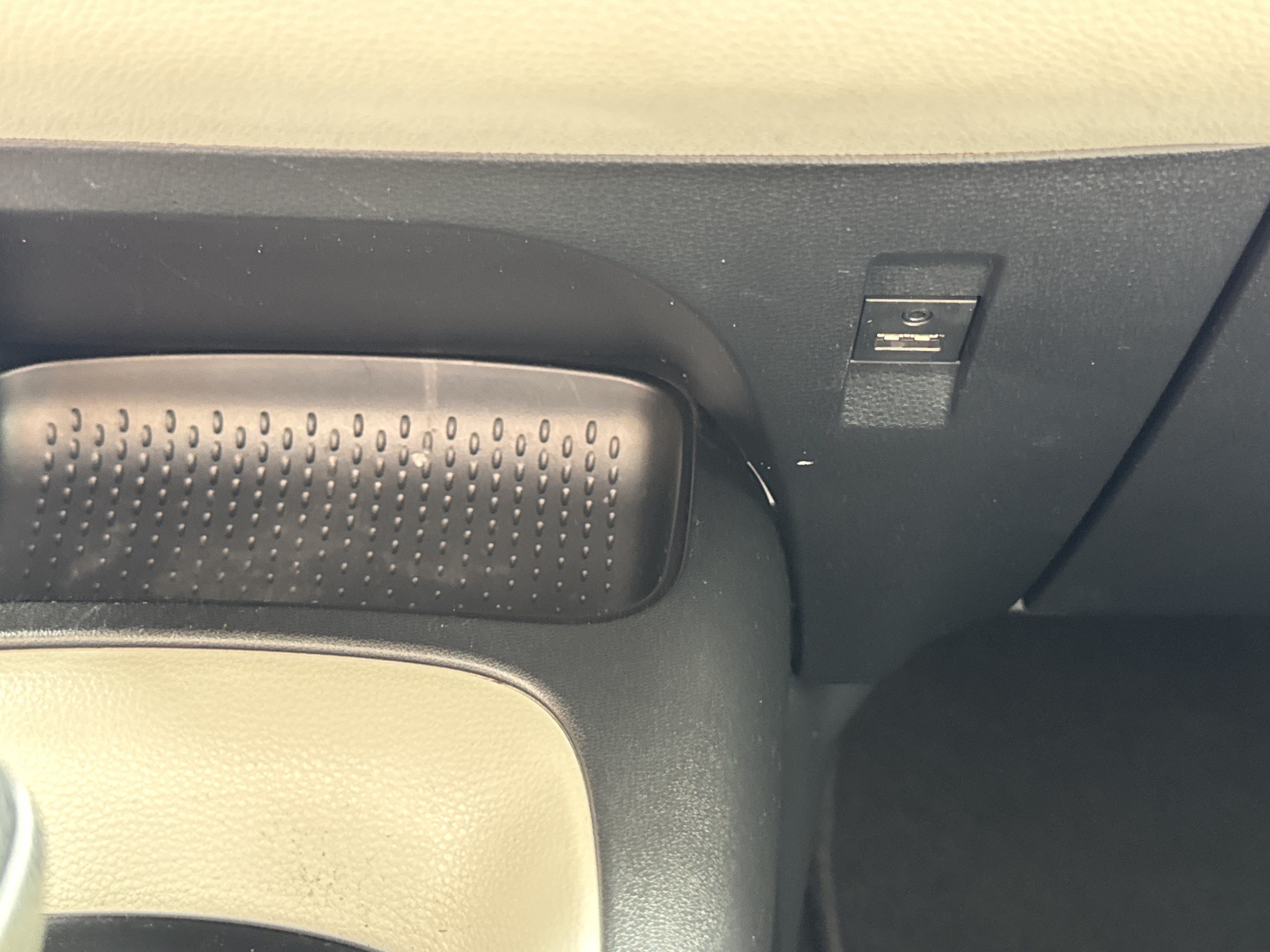 Used 2020 Black Sand Pearl Toyota LE image 23