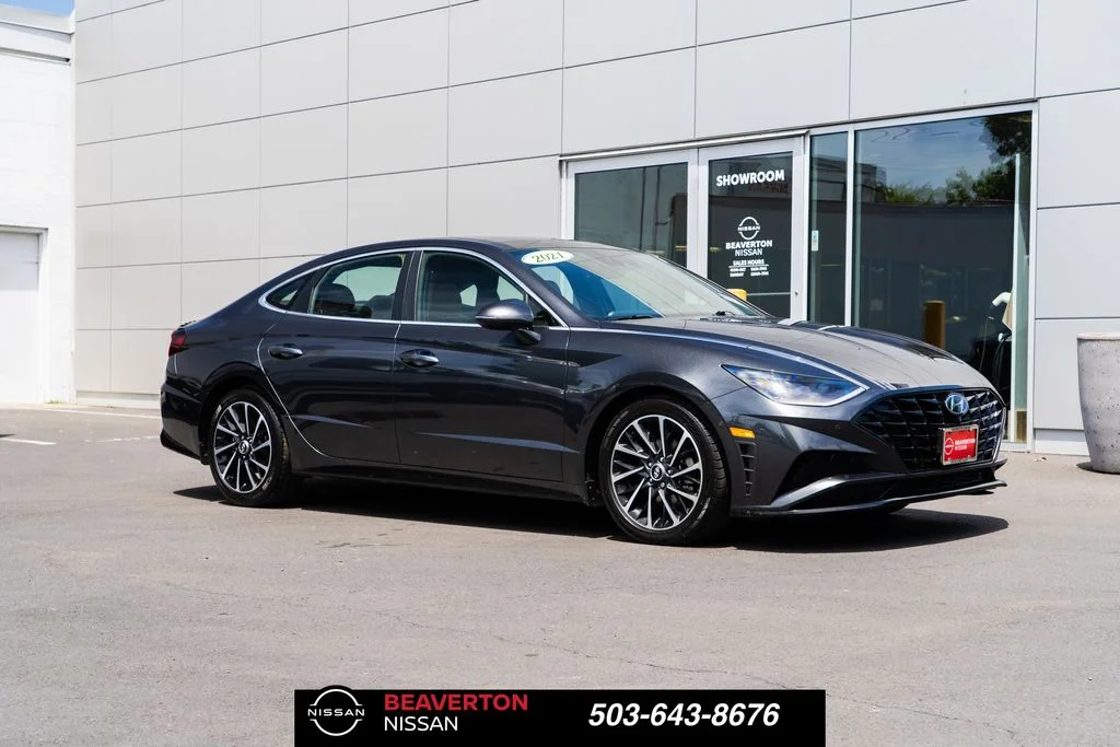 Used 2021 Gray Hyundai Limited image 1