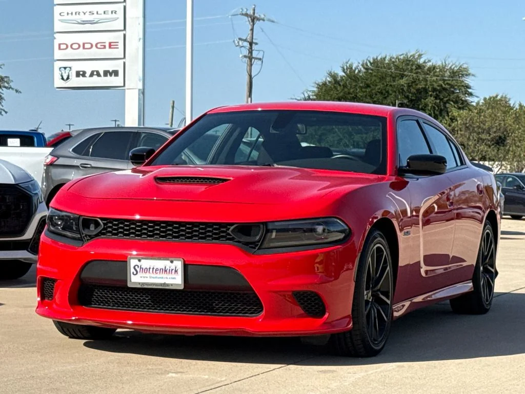 Used 2023 Red Dodge R/T image 3