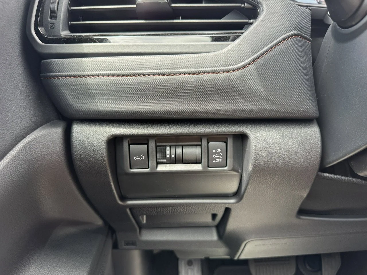 New 2026 Crystal Black Silica Subaru Sport Onyx Edition image 49
