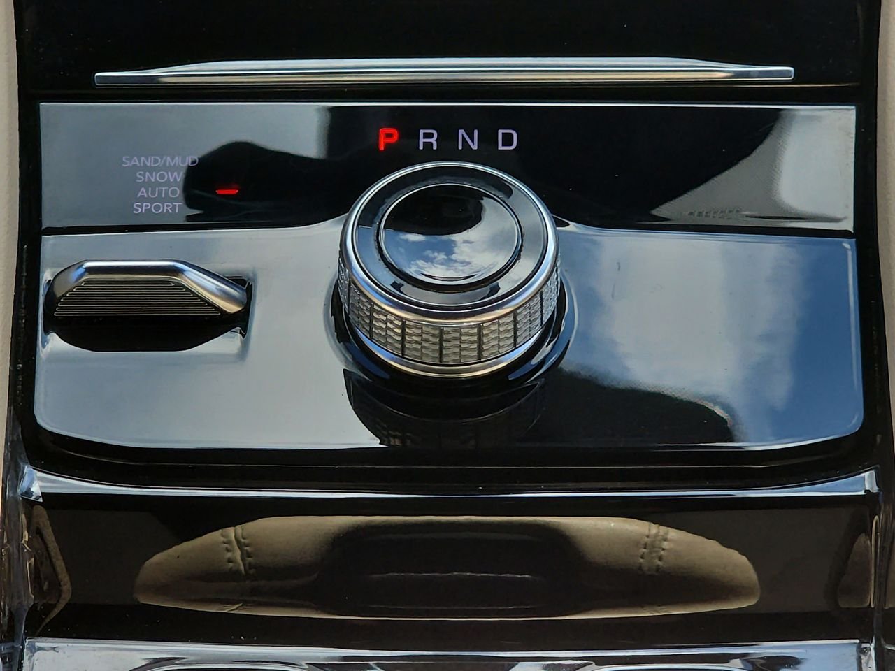 Used 2023 Baltic Gray Metallic Clearcoat Jeep Limited image 19