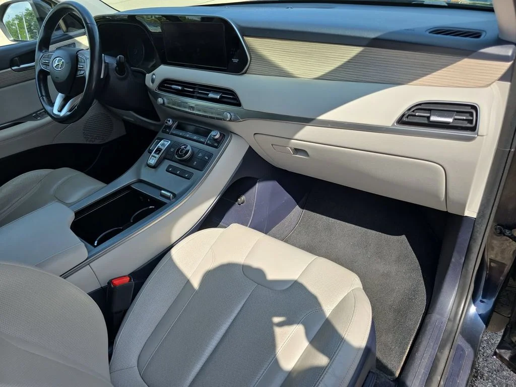Used 2021 White Hyundai SEL image 30