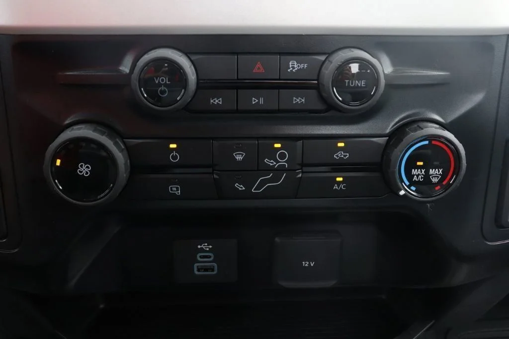 New 2025 Oxford White Ford F-550® XL image 14