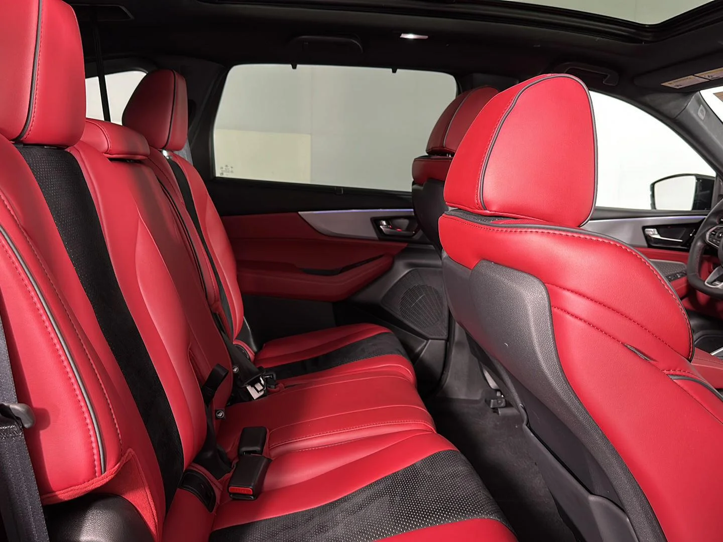 Used 2023 Liquid Carbon Metallic Acura w/A-Spec Package image 29