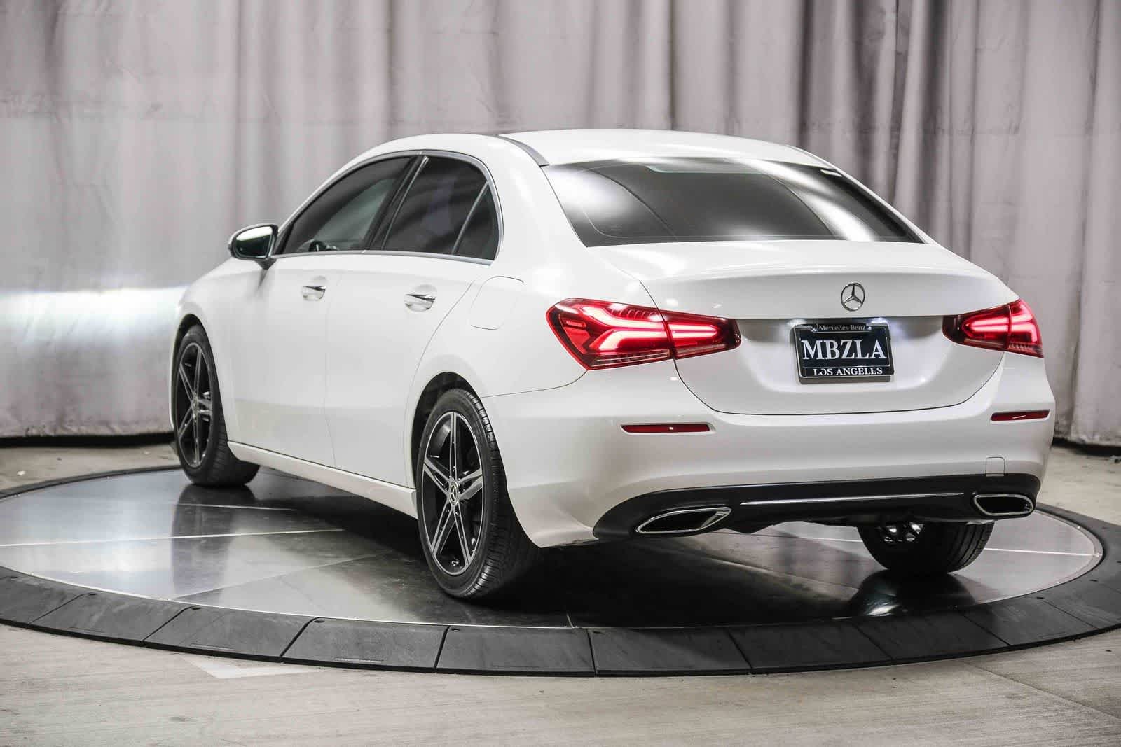 Used 2019 Polar White Mercedes-Benz A 220 image 2