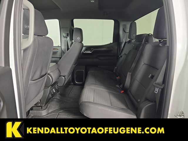 Used 2024 White GMC Elevation image 14