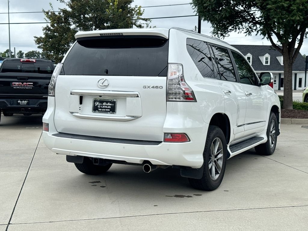 Used 2018  Lexus 460 image 8