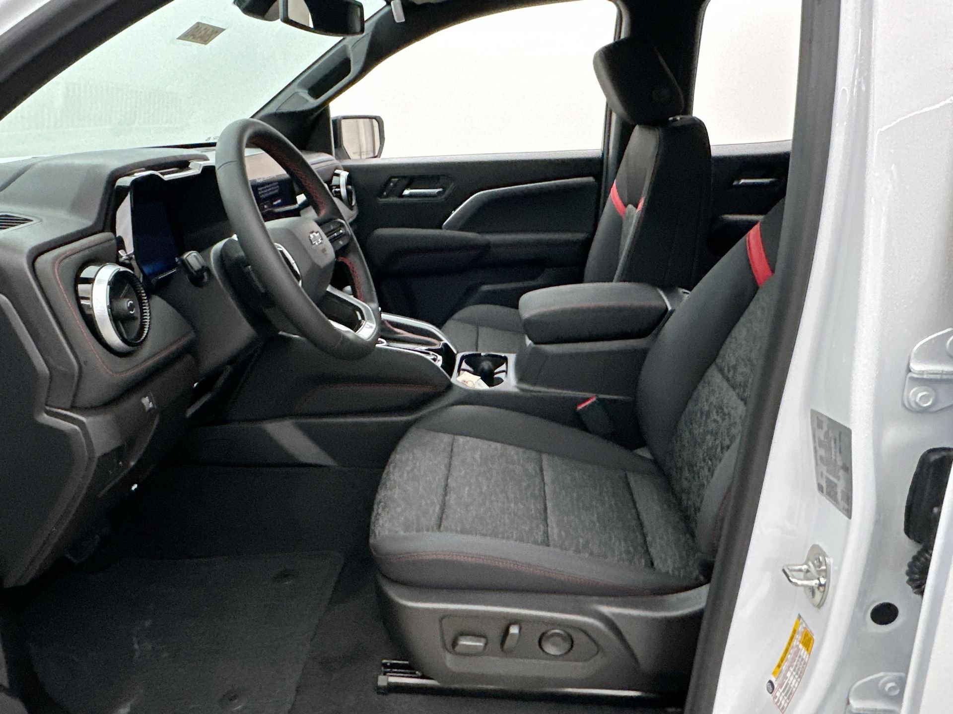 2026 Chevrolet Colorado Z71 - Photo 63