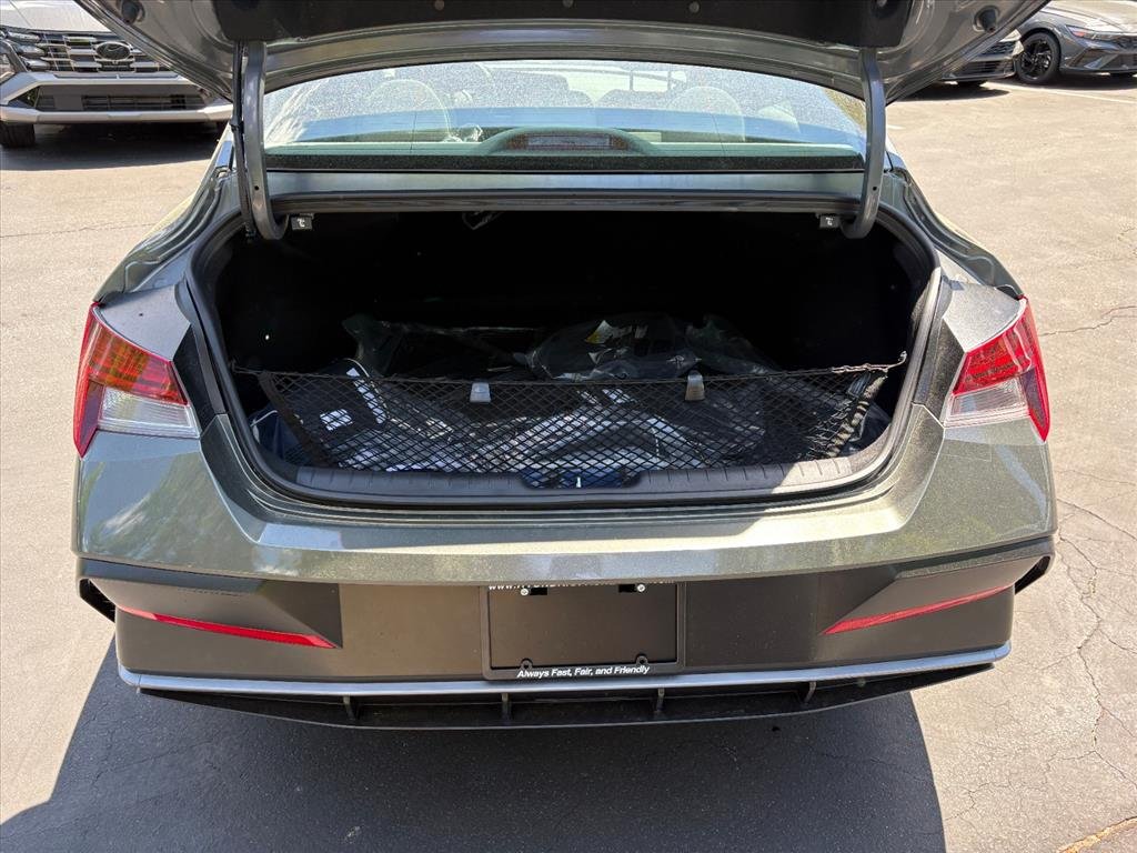 New 2026 Amazon Gray Hyundai SEL Sport image 14