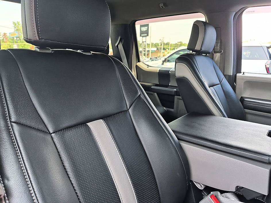 Used 2020 Magnetic Ford XLT image 32