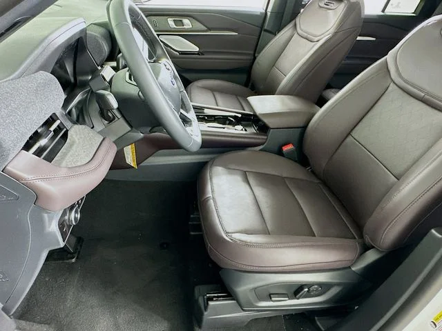 New 2026 Ford Explorer Platinum