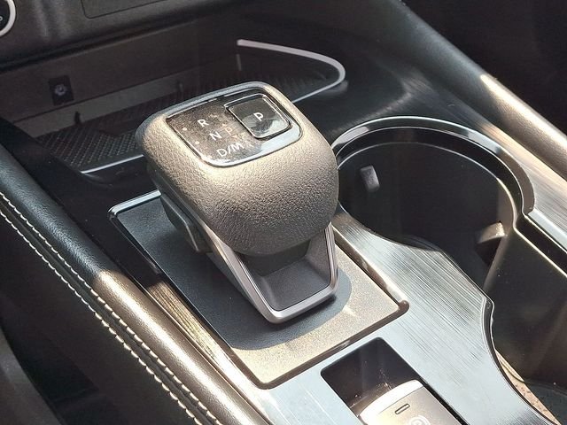 Used 2021 Silver Nissan Platinum image 22