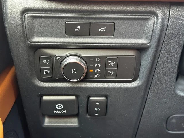 Certified Used 2022 Black Ford Platinum image 27