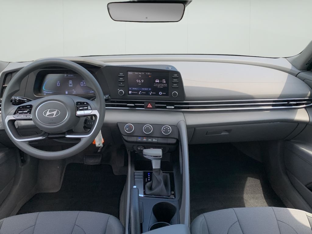 2026 Hyundai Elantra SE - Photo 20