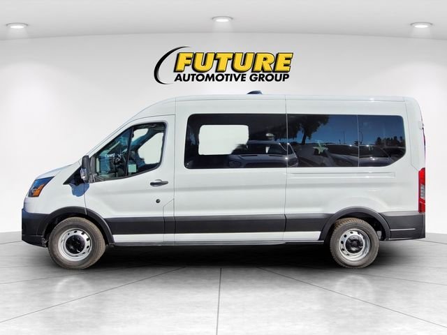 New 2026 Oxford White Ford Passenger Van XL image 32