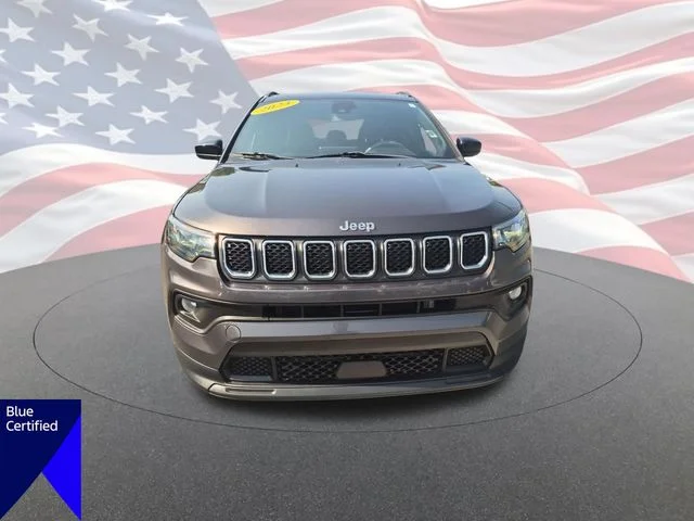 Used 2023 Gray Jeep Latitude image 8