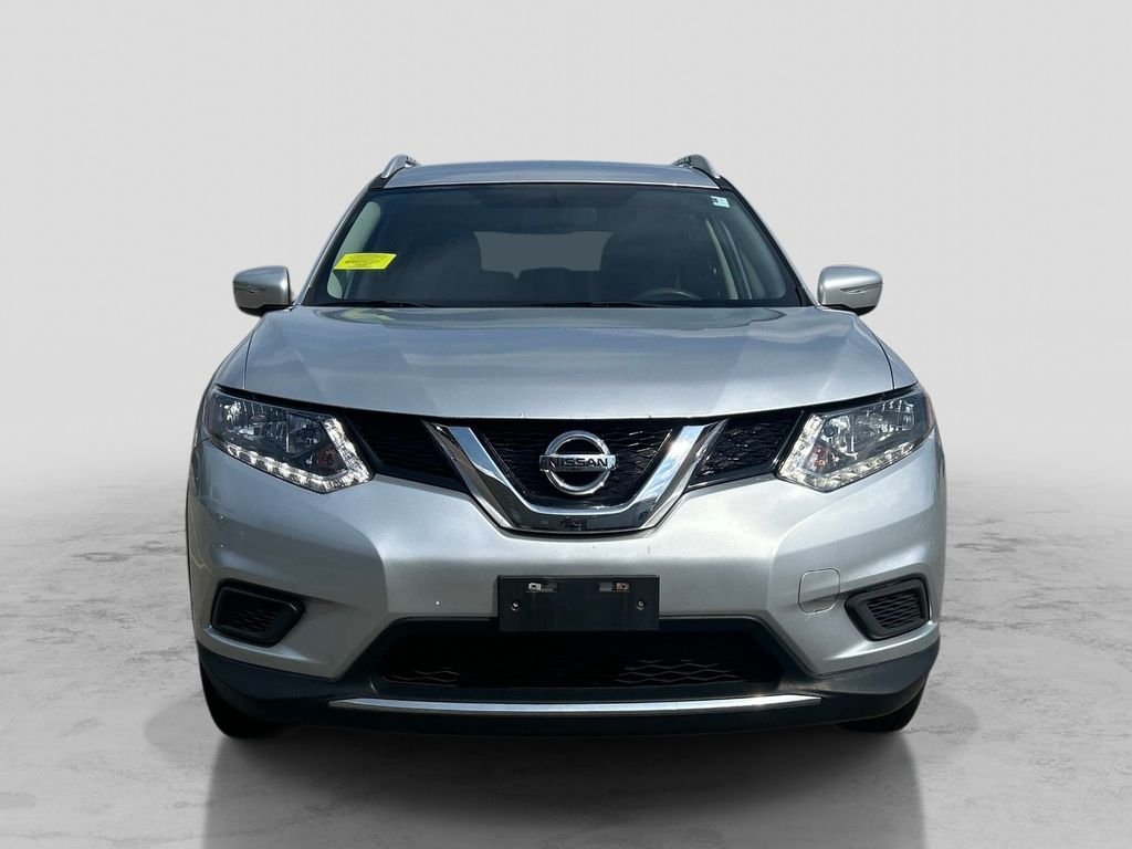 Used 2015 Silver Nissan SV image 8