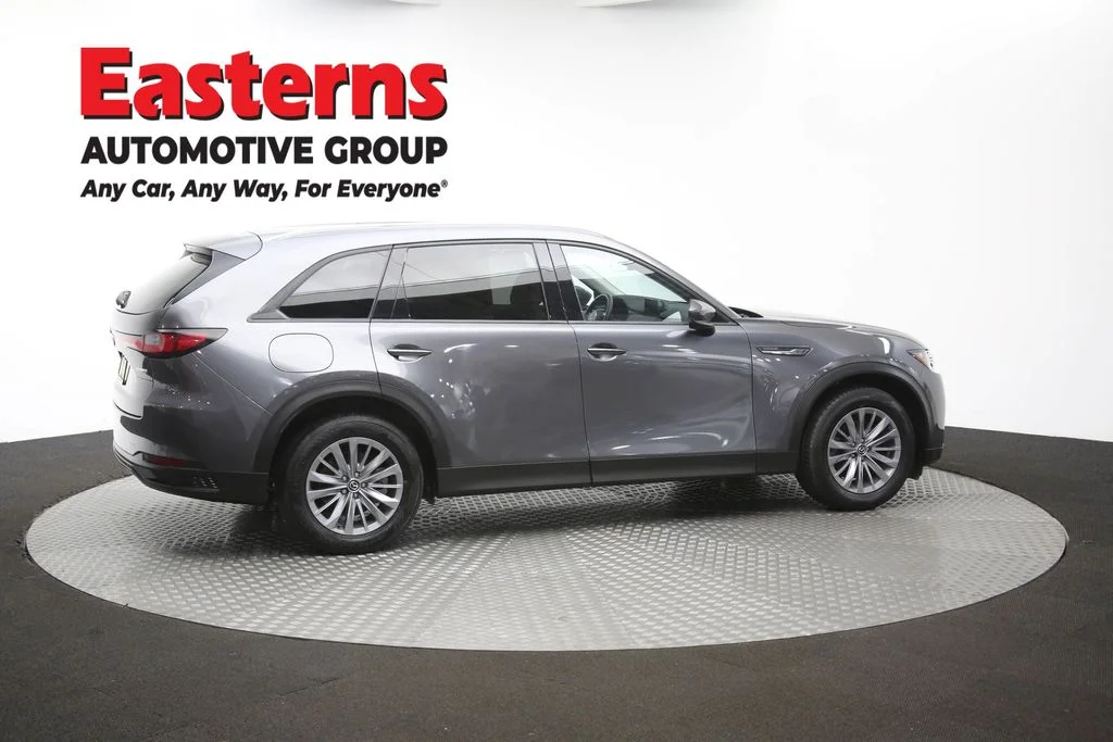 Used 2024 Gray Mazda Preferred image 51