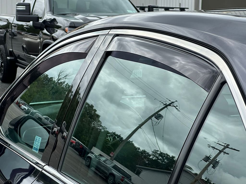 Used 2022  Toyota XSE image 16