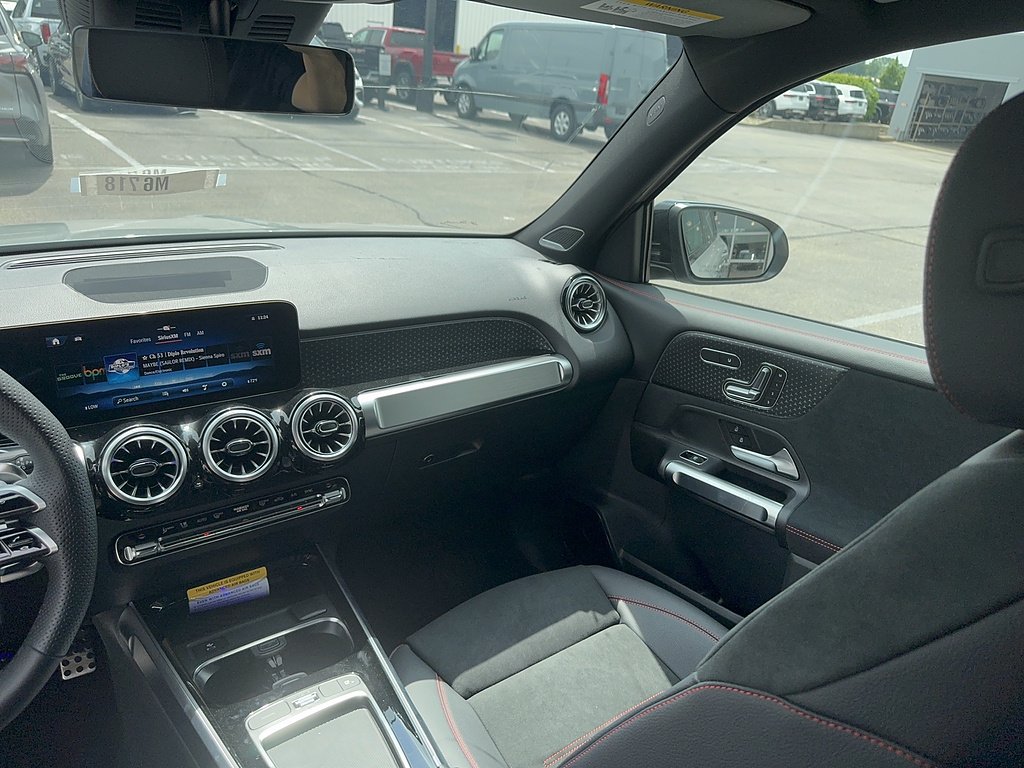 New 2026 MANUFAKTUR Alpine Grey Mercedes-Benz AMG® GLB 35 image 12