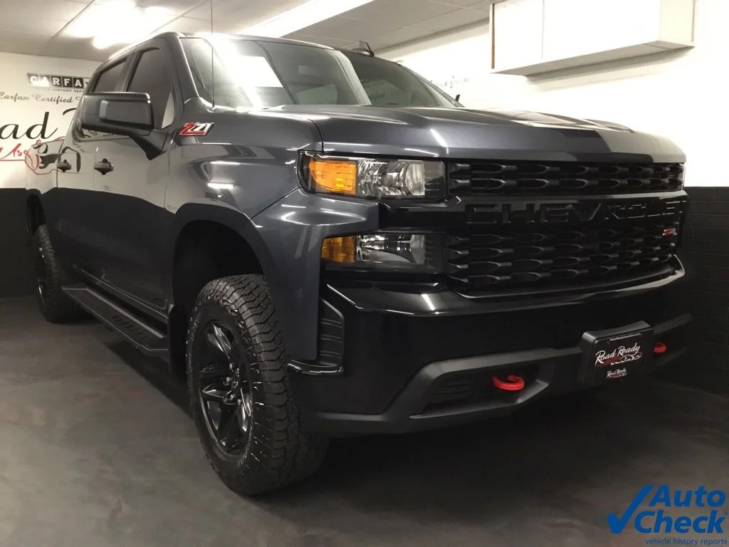 Used 2021 Gray Chevrolet Custom Trail Boss image 3