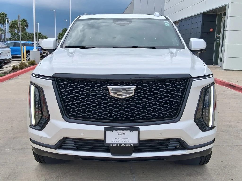 Used 2025 Crystal White Tricoat Cadillac Sport Platinum image 2