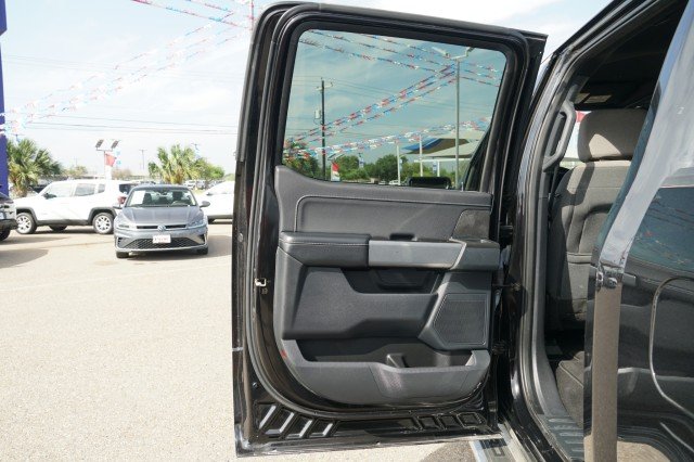 Used 2024 Agate Black Metallic Ford XLT image 16