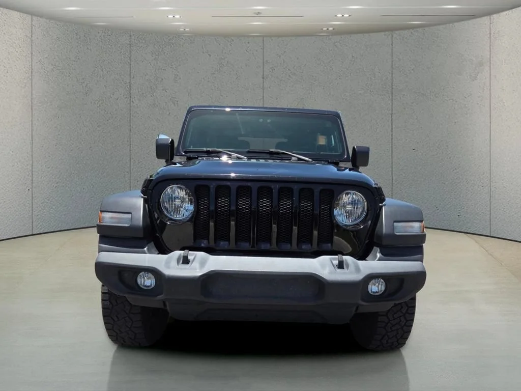 Used 2021 Black Clearcoat Jeep Sport S image 12