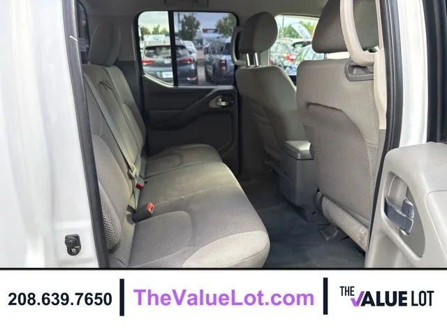 Used 2006 White Nissan SE image 15