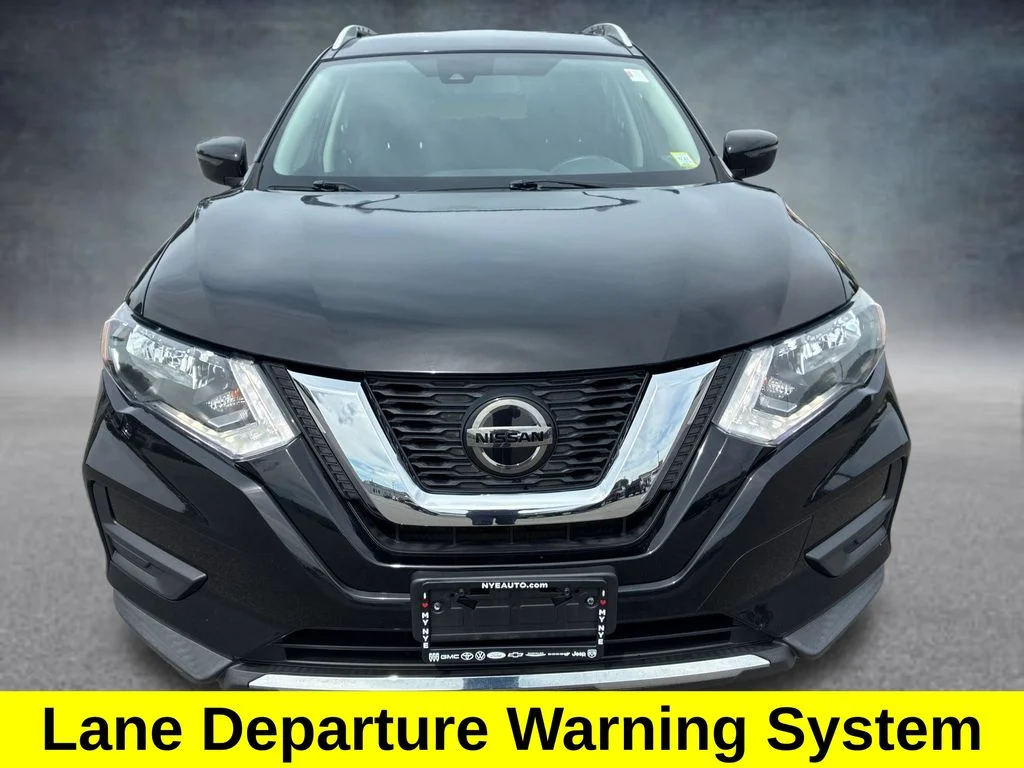 Used 2020 Black Nissan SV image 9