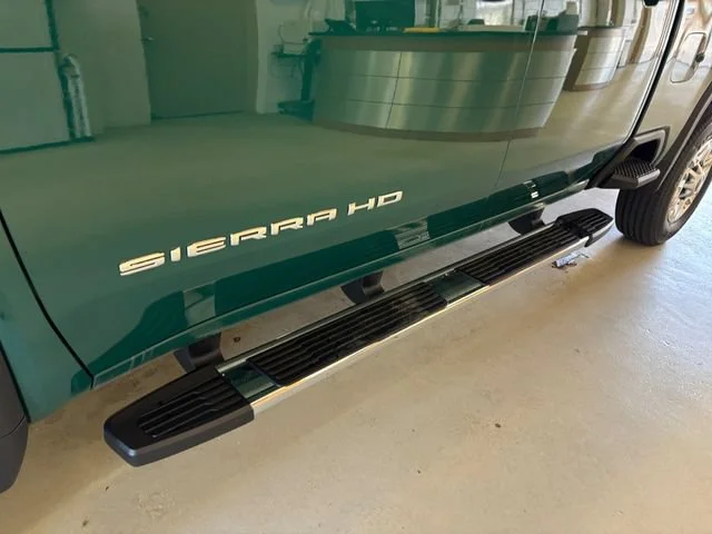 New 2026 Special Exterior Color GMC SLE image 17