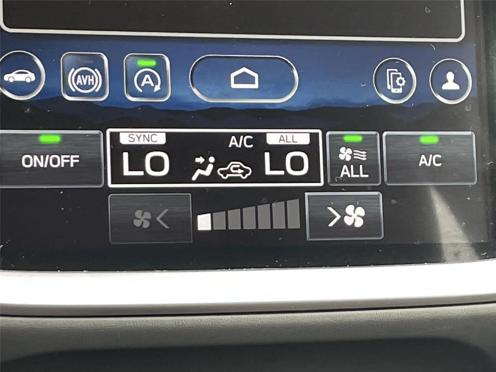 Certified Used 2024 Ice Silver Metallic Subaru Premium image 22