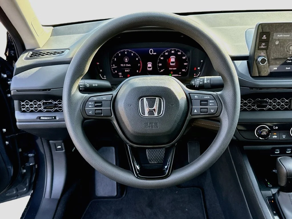 New 2026 Meteorite Gray Metallic Honda LX image 13