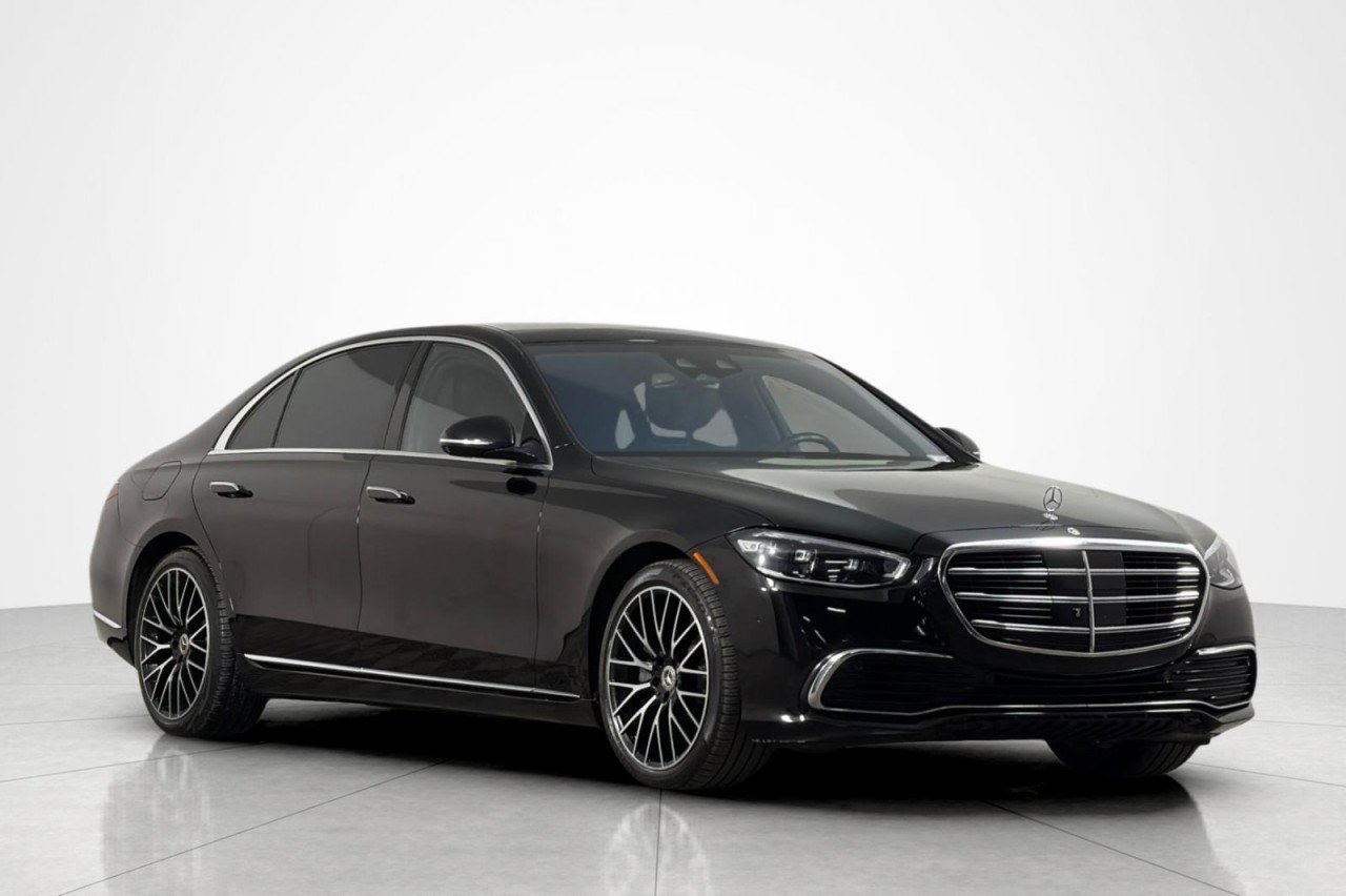 Used 2022 Black Mercedes-Benz S 580 image 7