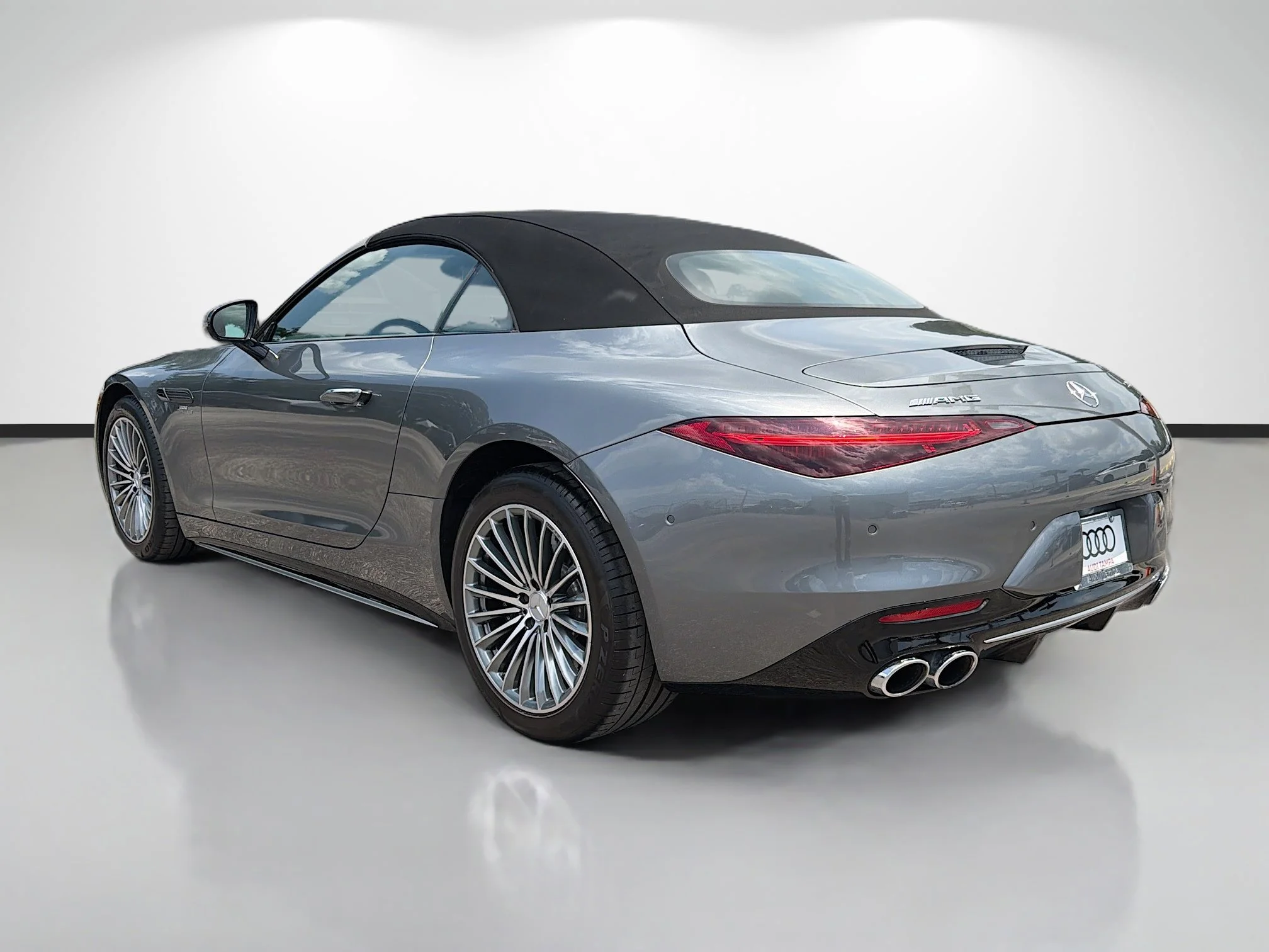 Used 2023 Selenite Gray Metallic Mercedes-Benz AMG® SL 43 image 5