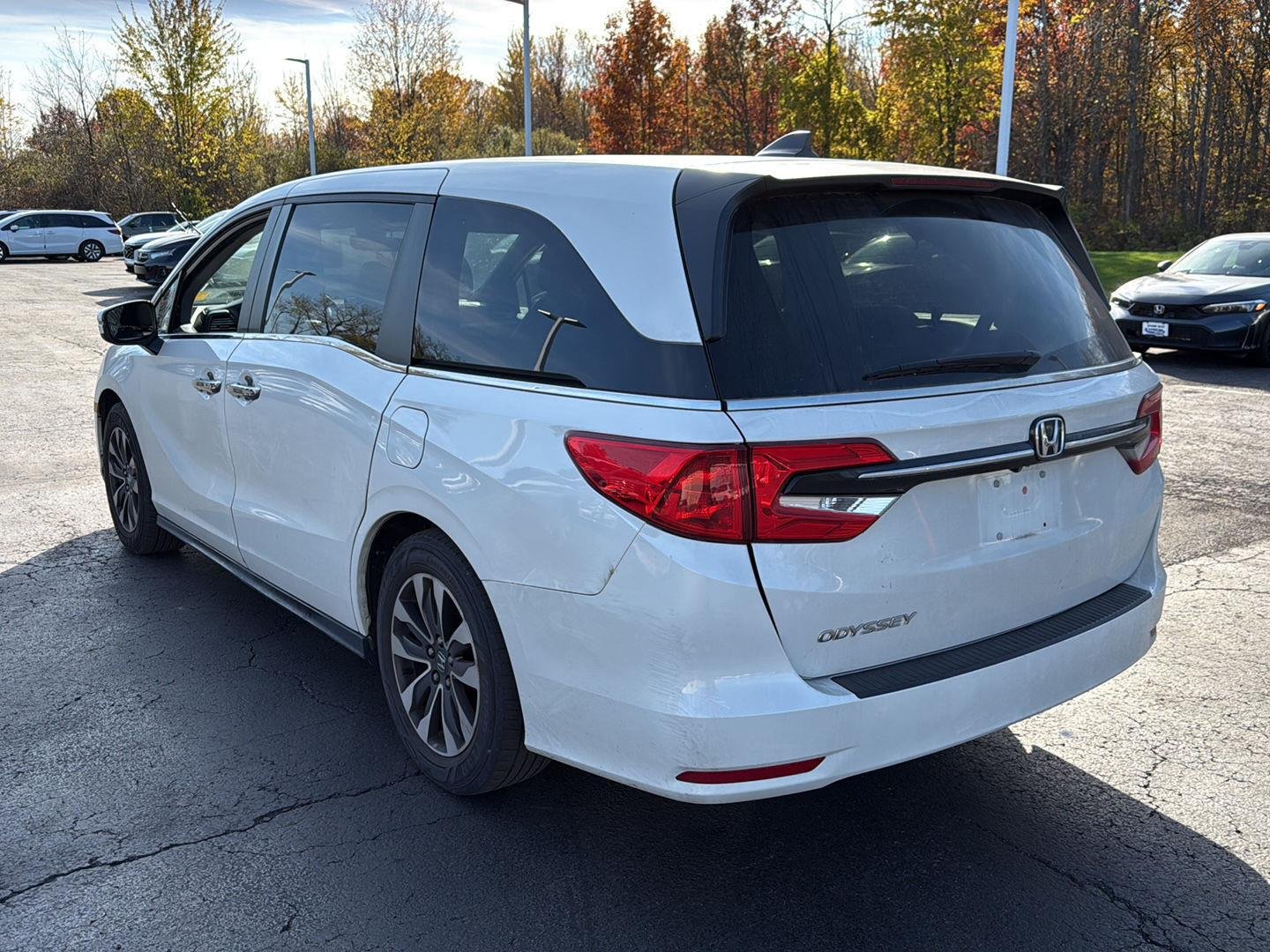 Used 2021 Platinum White Pearl Honda EX-L image 9