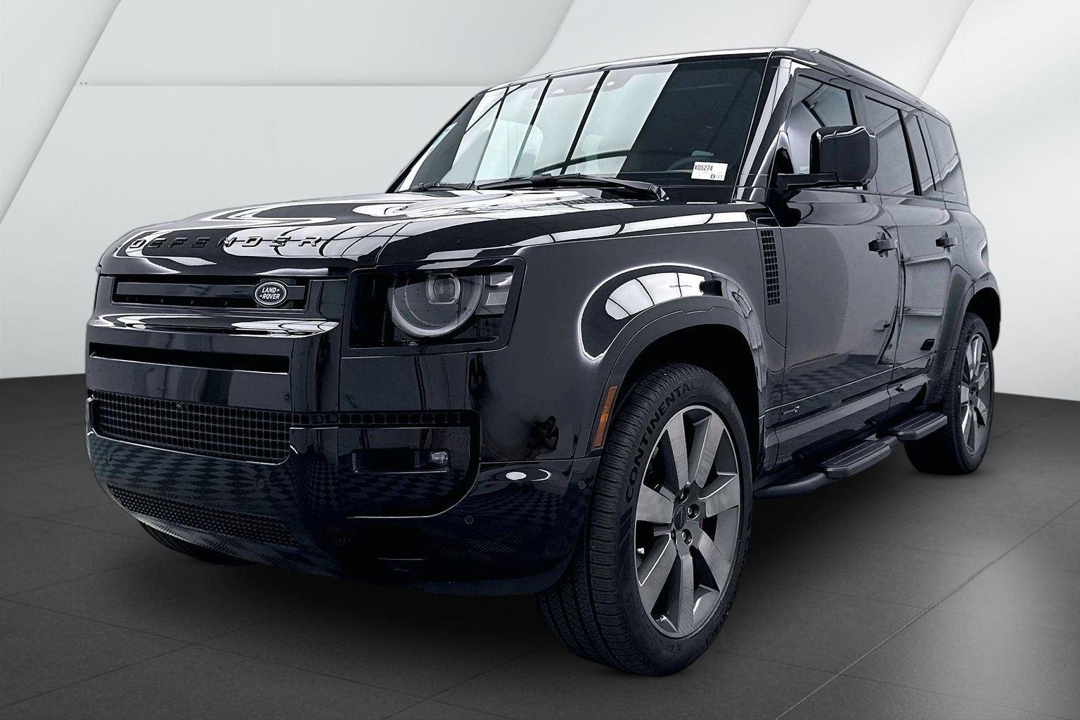 New 2026 Santorini Black Metallic Land Rover X image 3