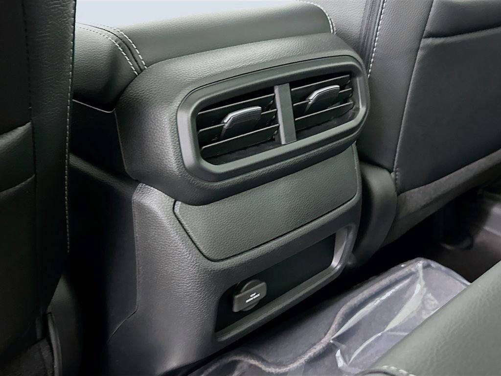 New 2026 Platinum White Pearl Honda RTL image 25