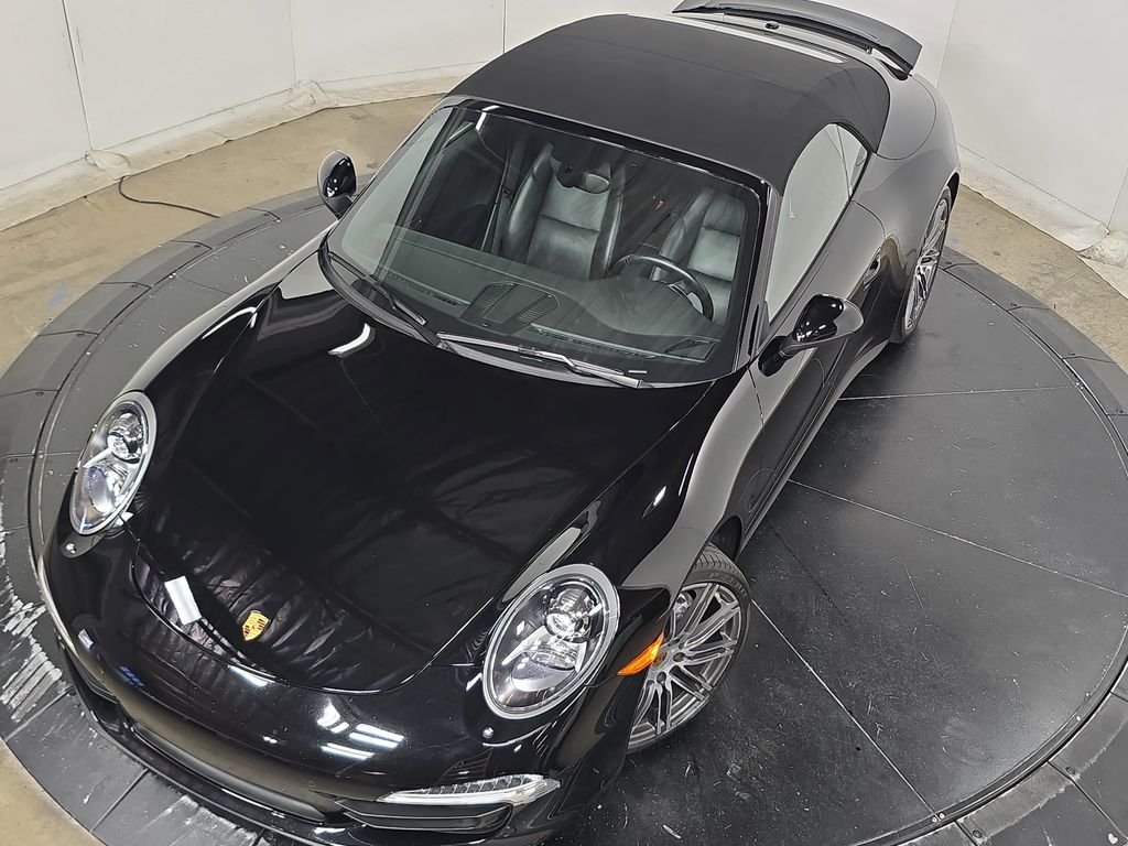 Certified Used 2015  Porsche Carrera 4 image 31