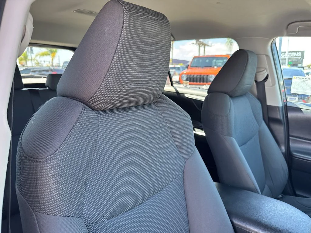 Used 2020 Gray Toyota LE image 13