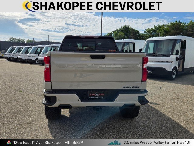 New 2026 White Sands Chevrolet RST (Black Widow Edition)  image 3