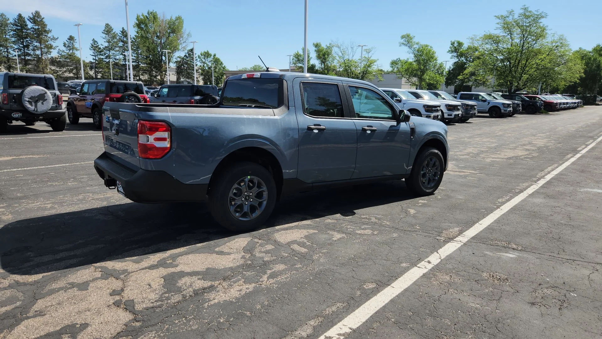 New 2026 Azure Gray Metallic Tri-Coat Ford XLT image 8