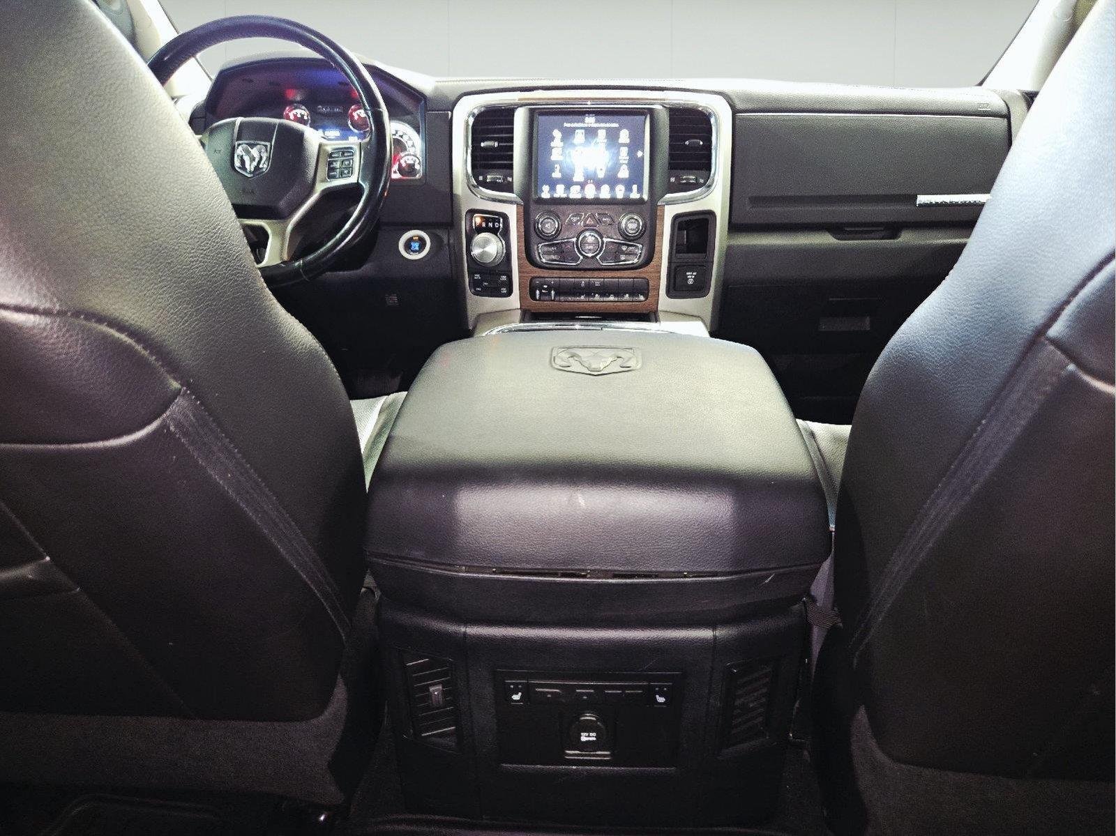 Used 2016 Bright White Clearcoat Ram Laramie image 44