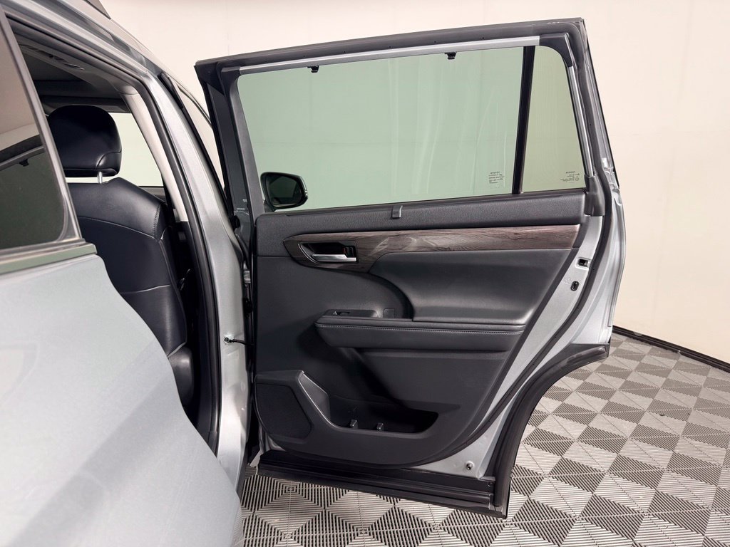 Certified Used 2021 Silver Toyota Platinum image 29