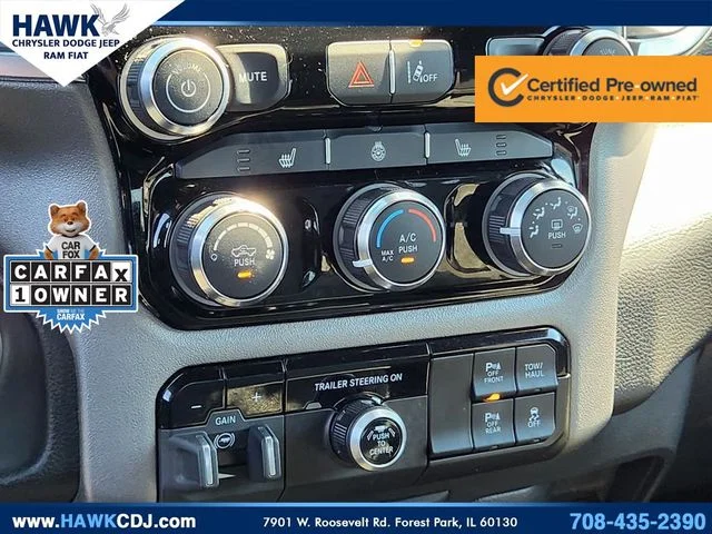 Used 2025 White Ram Big Horn/Lone Star image 16