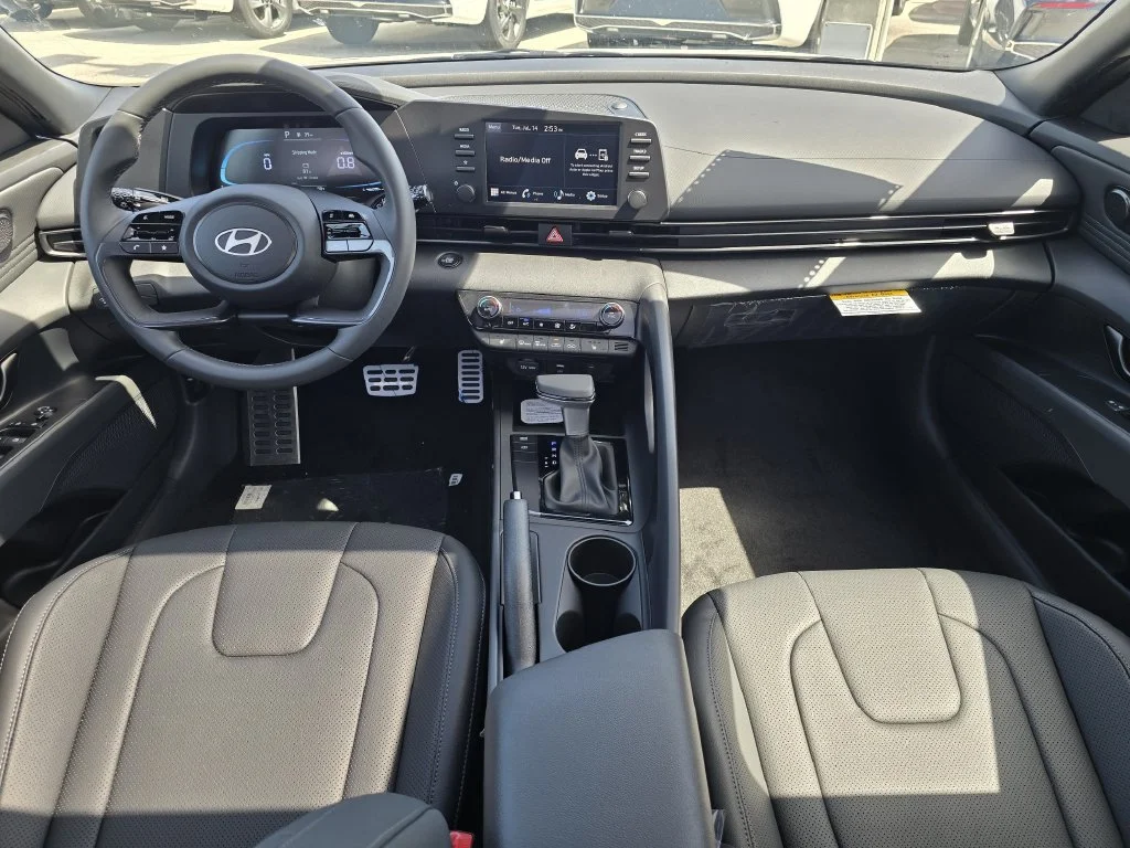 New 2026 White Hyundai SEL Sport image 7