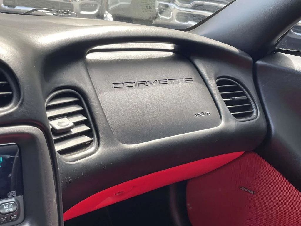 Used 2004 Black Chevrolet Z06 image 32