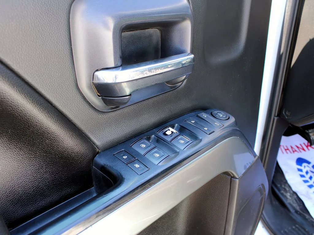 2017 Chevrolet Silverado 2500HD LT - Photo 11