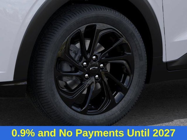 2027 Chevrolet Bolt RS - Photo 11